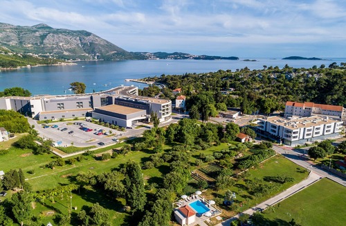 Srebreno Apartment | Apartments Mali Paradiso - Studio Apartment with Pool View
