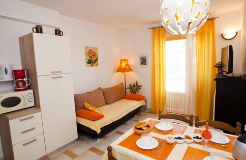 Vrbnik Apartment | Apartments Marija, (11230), Vrbnik, hr
