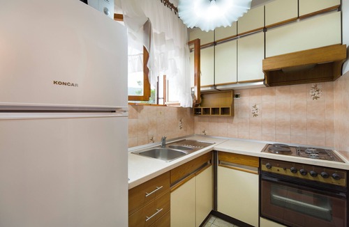 Brna Apartment | Apartments Marija, (13468), Brna, hr