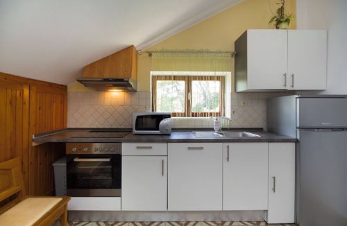 Brna Apartment | Apartments Marija, (13470), Brna, hr