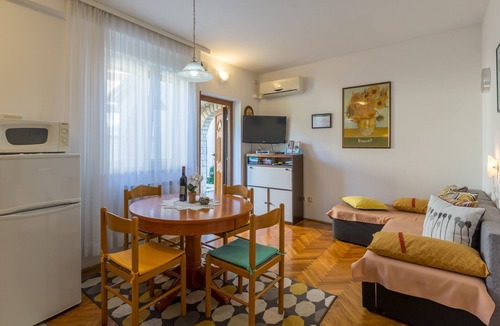 Porec Apartment | Apartments Marko, (13099), Porec, hr