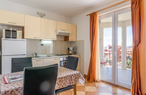 Trogir Apartment | Apartments Mary Nice house with multiple apartments 1