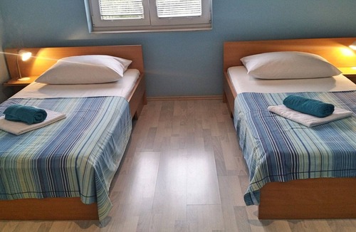 Srima Apartment | Apartments Mateo - One Bedroom Apartment - Green