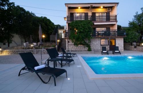 Klenovica Apartment | Apartments Mila