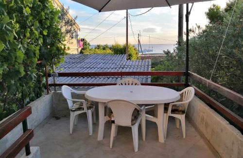 Drvenik Mali Apartment | Apartments Mira