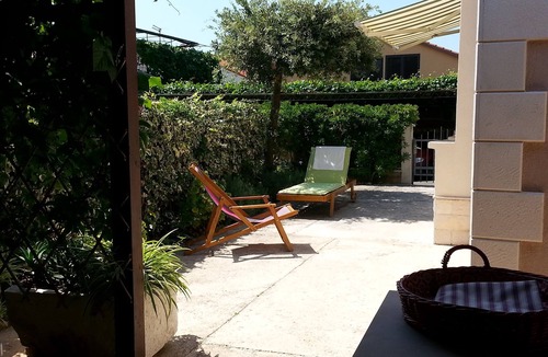 Milna Apartment | Apartments Mirjana (45561-A1) - Milna