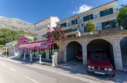 Drvenik Apartment | Apartments Moloco (79241-A2) - Drvenik