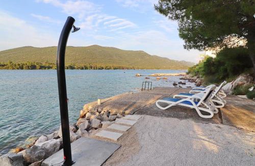 Hodilje Apartment | Apartments More & Ja - One Bedroom Apartment with Terrace and Sea View 1 istok