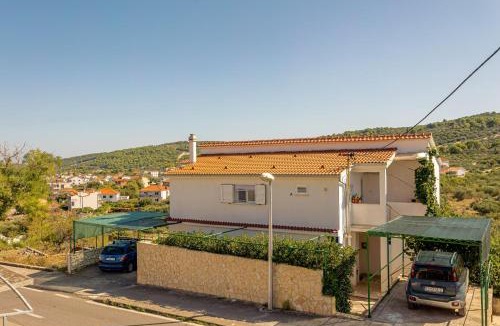 Slatine Apartment | Apartments Nada