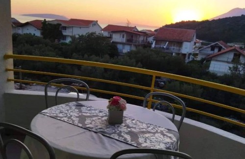 Gradac Apartment | Apartments Natali - One Bedroom Apartment with Balcony (APP5)