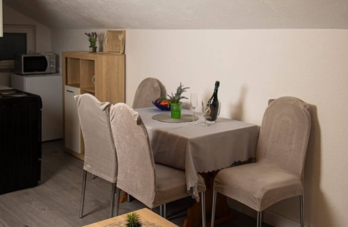 Tribalj Apartment | Apartments Nevistic Lake View