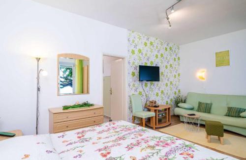 Lumbarda Apartment | Apartments Nikolina LU - One-Bedroom Apartment with terrace