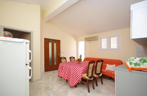 Gorinka Apartment | Apartments Ribarević - Three Bedroom Apartment With Terrace and Sea View