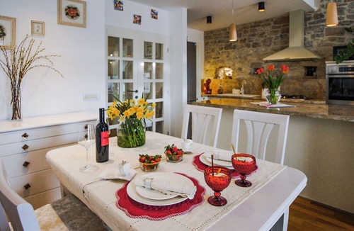 Borak Apartment | Apartments Rinatoni