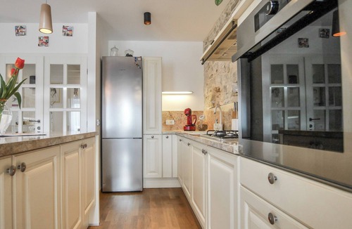 Borak Apartment | Apartments Rinatoni