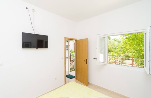 Kupari Apartment | Apartments & Rooms Barišić - Standard Studio Apartment with Balcony and Garden View