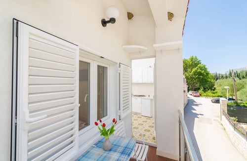 Kupari Apartment | Apartments & Rooms Barišić-Comfort One Bedroom Apartment with Balcony and Garden View (Apt Preko-5)