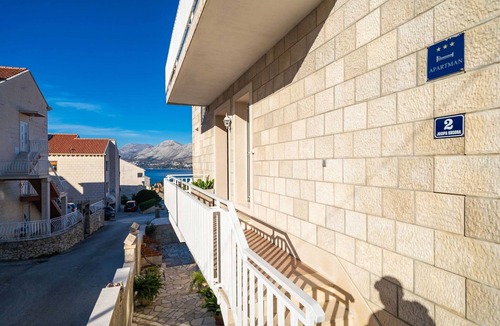Cavtat Apartment | Apartments Senjo - Studio Apartment with Balcony and Sea View (Apartman 2)