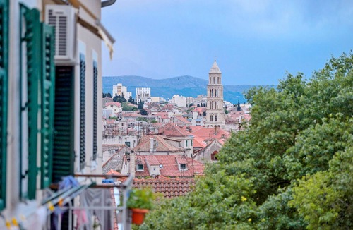 Split Apartment | Apartments Slavica, (14201), Split, hr