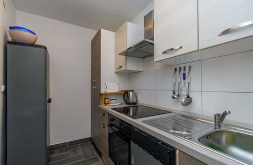 Donja Klada Apartment | Apartments Steps from the Sea (124971-A1) - Donja Klada