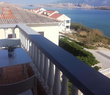 Pag Apartment | Apartments Tina