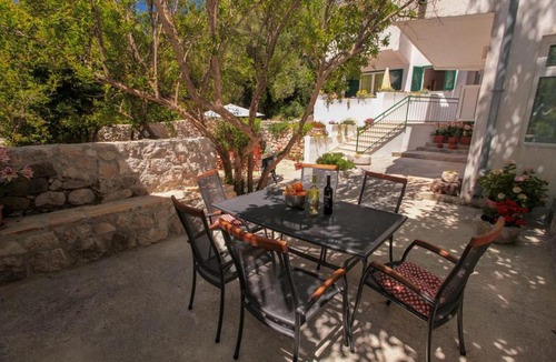 Igrane Apartment | Apartments Toni One