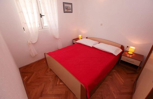 Igrane Apartment | Apartments Toni One