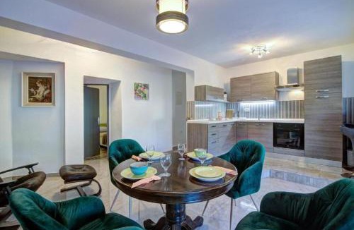 Senj Apartment | Apartments Velebit house