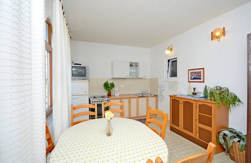 Vrpolje Apartment | Apartments Verica (37591-A1) - Makarska