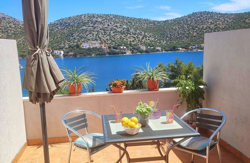 Skrivena Luka Apartment | Apartments Vesna (53751-A2) - Skrivena Luka