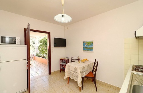 Zrnovo Apartment | Apartments Villa Cebalo Korčula - Two Bedroom Apartment with Terrace and Sea View LANA