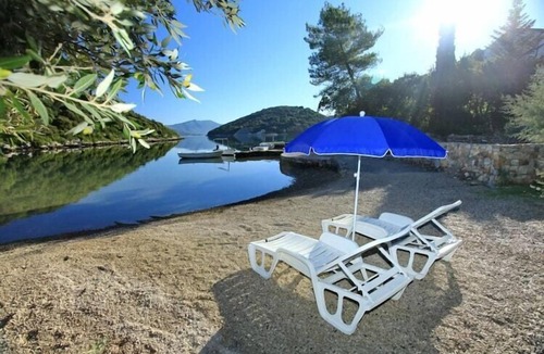 Zrnovo Apartment | Apartments Villa Cebalo Korčula - Two Bedroom Apartment with Terrace and Sea View LANA