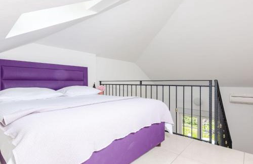 Cavtat Apartment | Apartments Villa Lukas - 'No 12' Gallery Two Bedroom Apartment with Balcony and Sea View