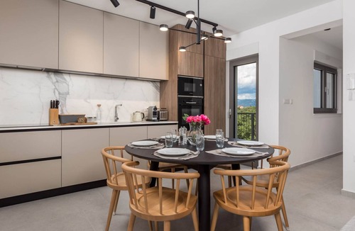 Omisalj Apartment | Apartments Villa Mara With Pool