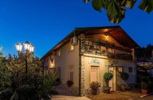 Podhum House | Apartments Villa Roza