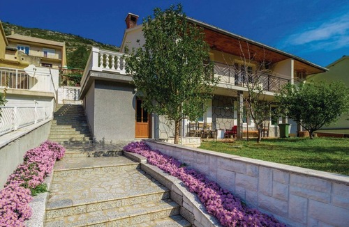 Veljun Primorski Apartment | Apartments Vukelić (28751-A1) - Senj