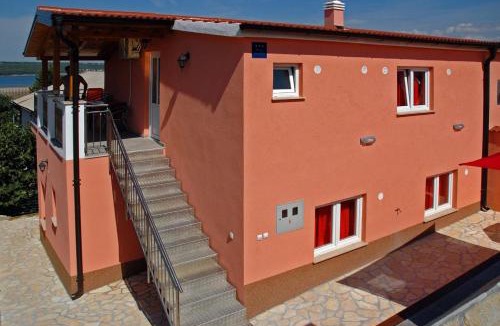 Gornji Karin Apartment | Apartments with a parking space Gornji Karin, Novigrad - 18387