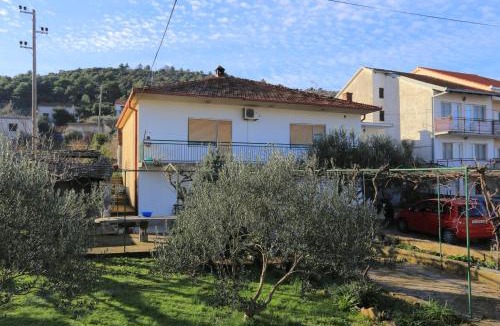 Marina Apartment | Apartments with a parking space Marina, Trogir - 1093