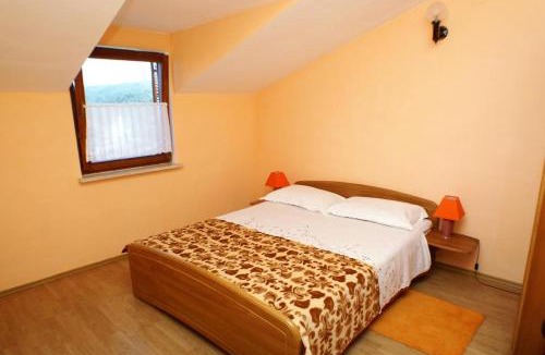 Sutivan Apartment | Apartments with parking space Sutivan, Brac - 745