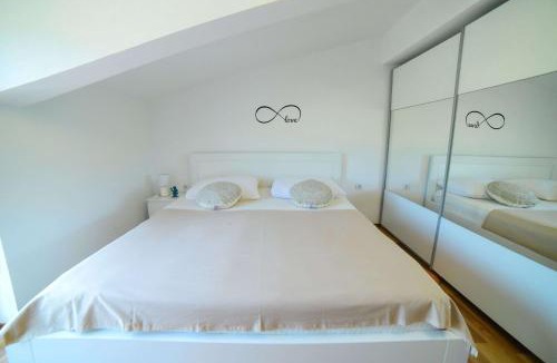Citluk Apartment | Apartments with parking space Sinj, Zagora - 23403