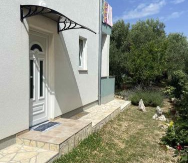 Mundanije Apartment | Apartments with parking space Mundanije, Rab - 21543