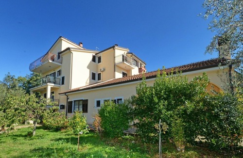 Valica Apartment | Apartments with pool Albina /Apartment with pool Albina 1P