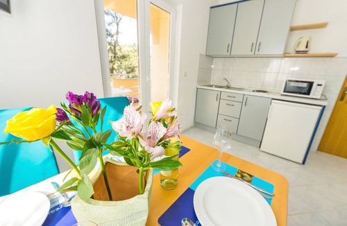 Vrsi Apartment | Apartments Zdenka, (14921), Vrsi, hr