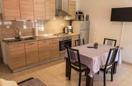 Mundanije Apartment | Apartments Zeljka B (94761-A2) - Mundanije