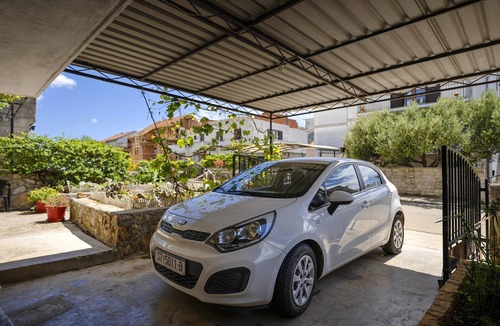 Stari Grad Apartment | Apartments Zlata, (3119), Stari Grad, hr