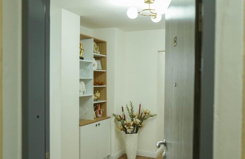 Beius Apartment | Ari's Apartment -Cozy Two-Bedroom& Living Room