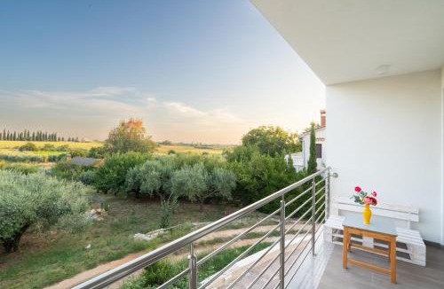Novigrad Villa | ARIEL A4, quiet area only 2 Km from the beach