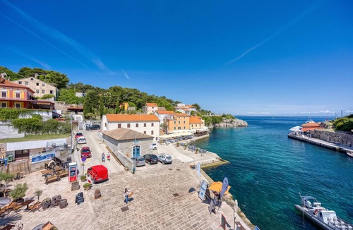 Veli Losinj Apartment | Astra 2 Veli Lošinj Harbor View, Veli Lošinj, Croatia