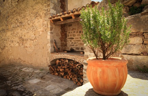 Novigrad House | AUTHENTIC MEDITERRANEAN BOUTIQUE HOUSE