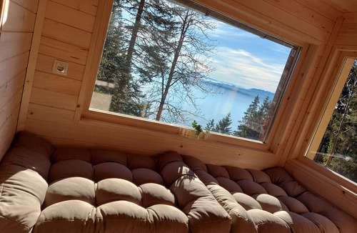 Trzic Cabin | Awesome 4-bedroom Off-Grid Mountain Haven – Hike & Bike Paradise